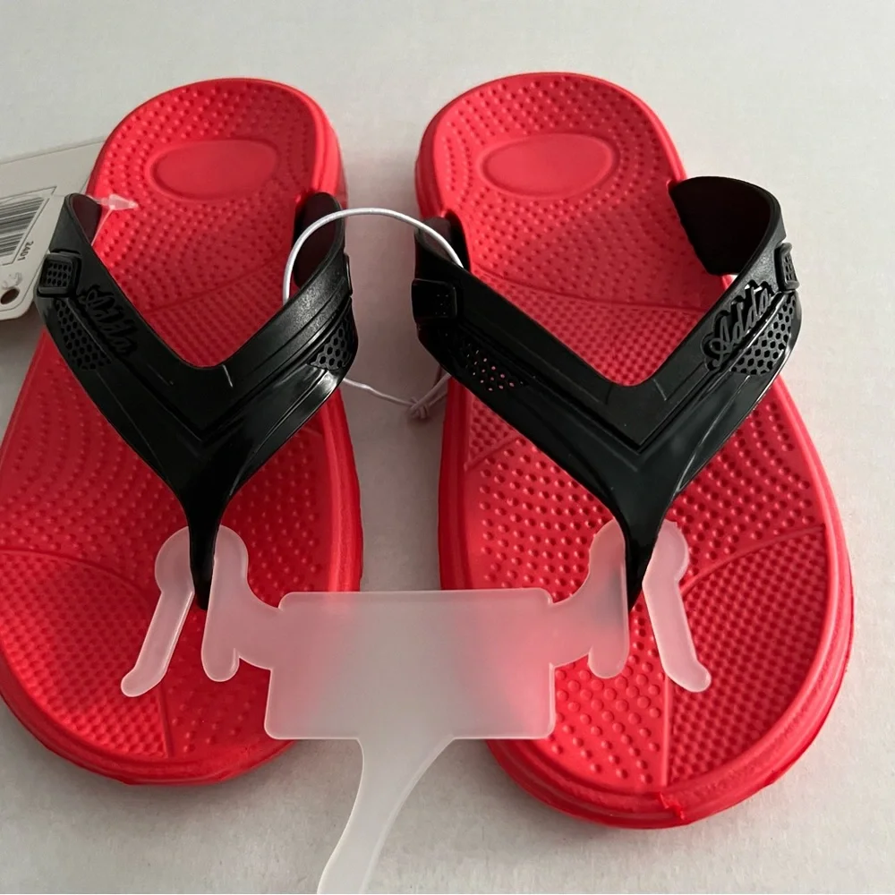 NWT MomentumBrands Flip Flop For Boy Red/Black Size US 32 1.5 7/9in./ 20cm.Beach